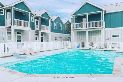 Image de Corpus · Walk to Whitecap Beach Resort Retreat Heated Pool