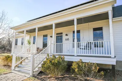 Image de Minutes to wineries, breweries, Shenandoah Np & Wintergreen