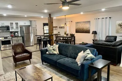 Image de Gated Modern Haven Near Nrg Center, Med Center, Downtown