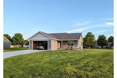 Image de Harvest Cottage Cozy home for family memories in a small town. .