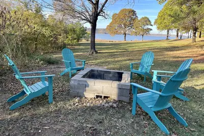 Image de Cozy and Modern Waterfront Cottage