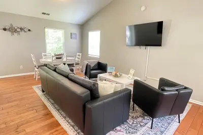 Image de Home in Charlotte close to airport and city center