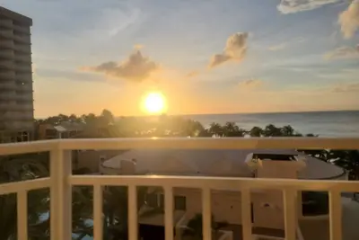 Image de 5th floor apartment with a sea view balcony, kitchenette washer