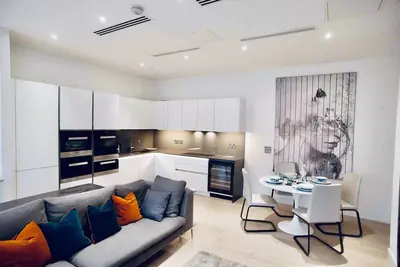 Image de Thames riverside apartment in London