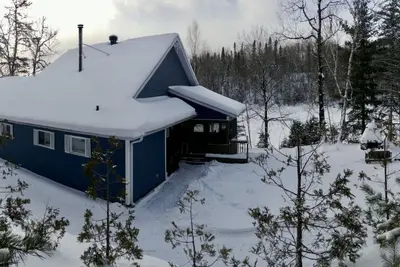 Image de Le Chalet Bleu, aux pieds des Monts-Valin