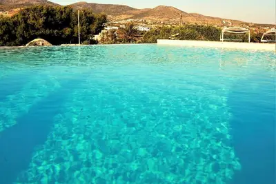 Image de Cycladic sea view villa with pool
