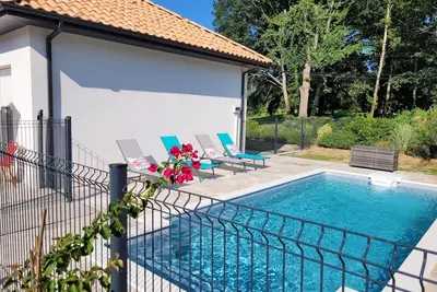 Image de Maison neuve bord de Dordogne