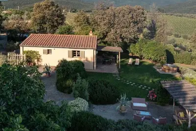 Image de Cozy Cottage In A Dream Location With Pool Heated Whirpool