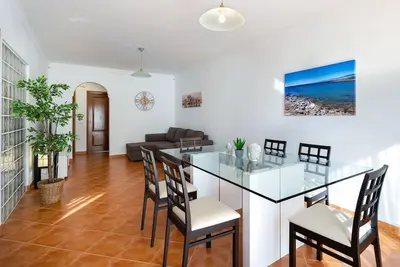 Image de A 5 min de Armação, appart pour 6 avec piscine