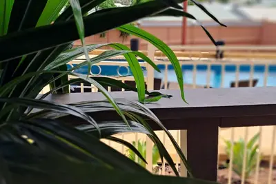 Image de Couples' Retreat, North Broken Hill w\/ Pool - 5mins drive to town!