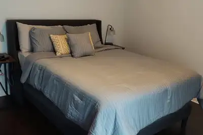 Image de Historical Neighborhood Gem!