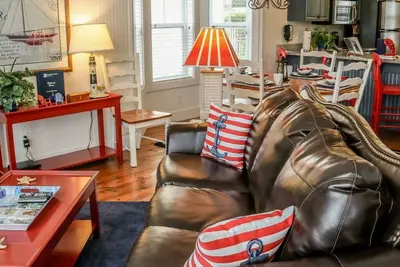 Image de Modern 4bdr/3ba Cottage at fabulous Stormy Point.