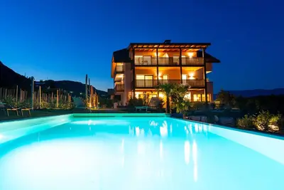 Image de Sonnenhof Apartment \"Kalterer See\" with panoramic terrace and saltwater pool