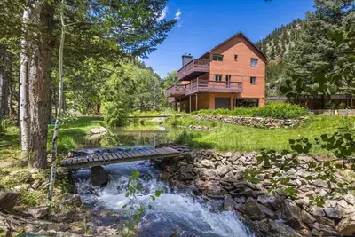 Image de Boulder Luxury Getaway | 7 acres /w River & Pond