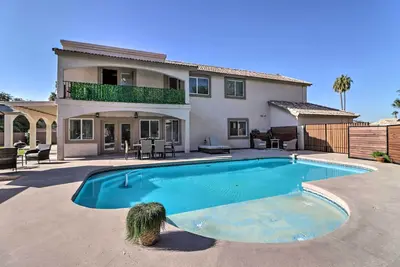 Image de Lavish Family Escape w/ Game Room in Avondale!