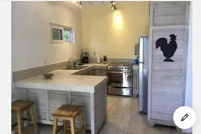Image de Beautiful apartment located on the hills of west bay one