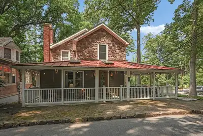 Image de The Muhlenberg Cottage