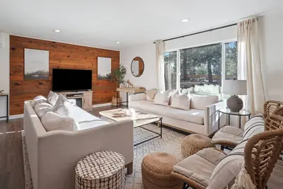 Image de Remodeled & Adorable, Forest Getaway, Fish, Bike, Hike