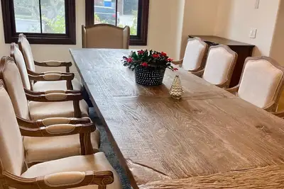 Image de Room for Everyone in this Modern Tuscan Villa