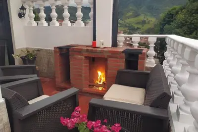 Image de Cozy 2-Br Apt with mountain view