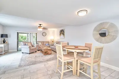 Image de South Tampa Retreat: Fenced Yard, Top Location!