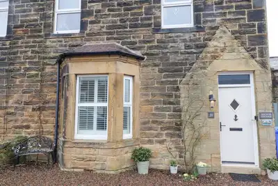 Image de Anchor Cottage (Seahouses), pet friendly, with open fire in Seahouses