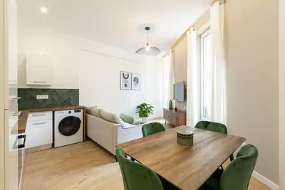 Image de Vieux-Port, Panier : T3 Sur la place de Lenche