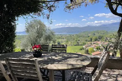 Image de Cozy house with stunning views of Lake Maggiore