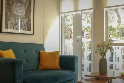 Image de w* | Contemporary 1br near Central Restaurante