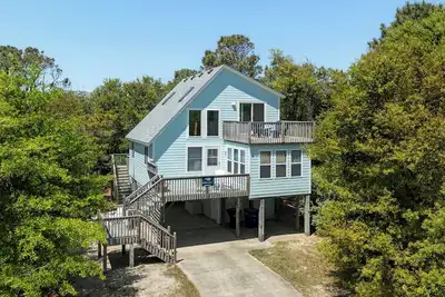 Image de Easy Breezy: Short Walk to Beach and Downtown Duck