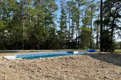 Image de Short drive to Downtown Cambridge | Private Dock | Pool | 16. 5 Acres | Guest Hou