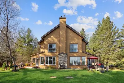 Image de Enjoy The Laurentians all year round!