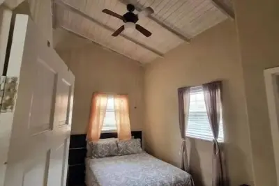 Image de Beautiful Air Conditioned Cottage