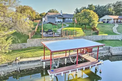 Image de Granbury Home w/ Lake Granbury Access + Dock!