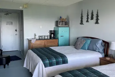 Image de Million Dollar View of Lake Winni w/Kitchenette, \nBalcony. Flexible check in/out