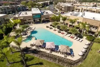 Image de Near Disney/Entire Home/Free Parking/Wi-Fi/ Bbq Grill/Heated Shared Pool