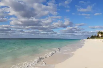 Image de Beautiful Villa with Beach Access