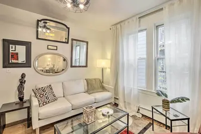 Image de Hartford Vacation Rental - Close to Downtown!