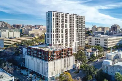 Image de 1bd/Austin - Rooftop Pool & Firepit, Bbq!