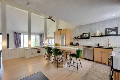 Image de Ski-In/Ski-Out Granby Ranch Condo w/ Mountain View