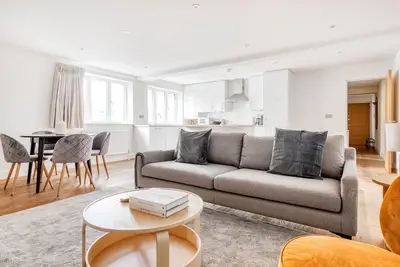 Image de Bright Marylebone 2br nr Oxford St, by Blueground