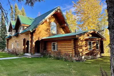 Image de Luxury Aurora Lodge w/ Jacuzzi & Sauna 3 Miles From Fairbanks!