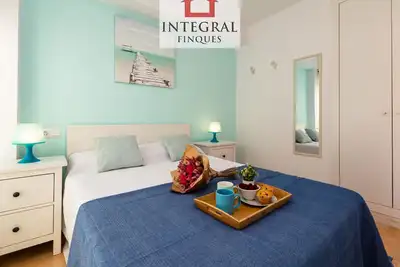 Image de Charmant Duplex à 200m de la Plage avec Terrasse, Parking et WiFi, Palamós