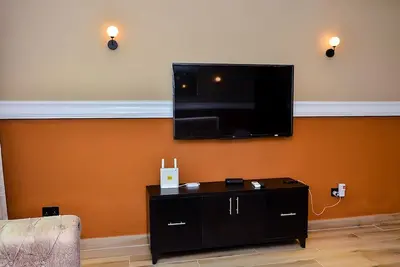 Image de 2 bedroom spacious Penthouse Apartment