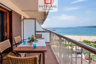 Image de Superbe Appartement Bord de Mer à Palamós avec Terrasse et Parking