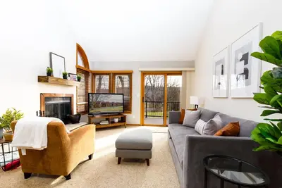 Image de Fresh! 2br Golf Villa w/ King Beds, Dog-Friendly, Amenity Access, Near Trails