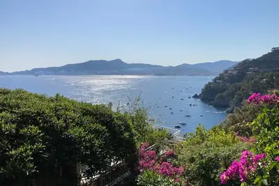 Image de Expérience exclusive dans le golfe de Portofino-Entière vue mer-garage