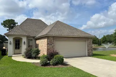 Image de Stylish  home  in the heart of Youngsville near Youngsville Sports Complex.