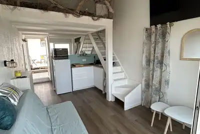App Duplex avec vue mer et piscine, à 5 minutes à pied de la plage