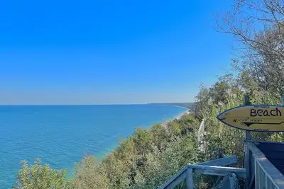 Image de Relaxing oceanside retreat with amazing views. Just footsteps from private beach